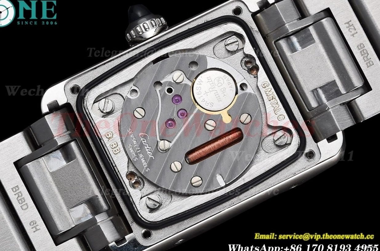 White Bezel Diamond Dial Quartz Must Bracelet K11F On SS Tank Small 0111